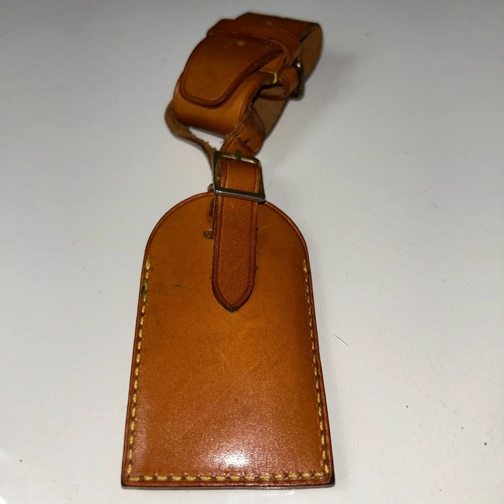 Louis Vuitton 100% authentic